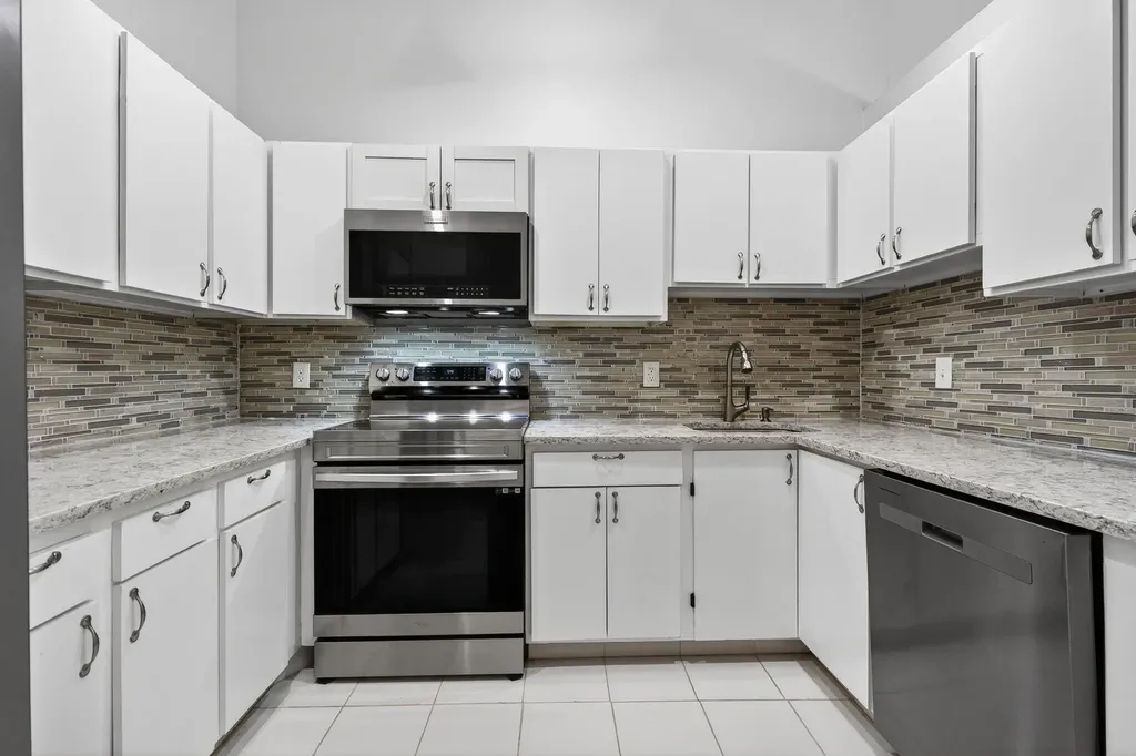6572 Chasewood Drive Jupiter FL 33458