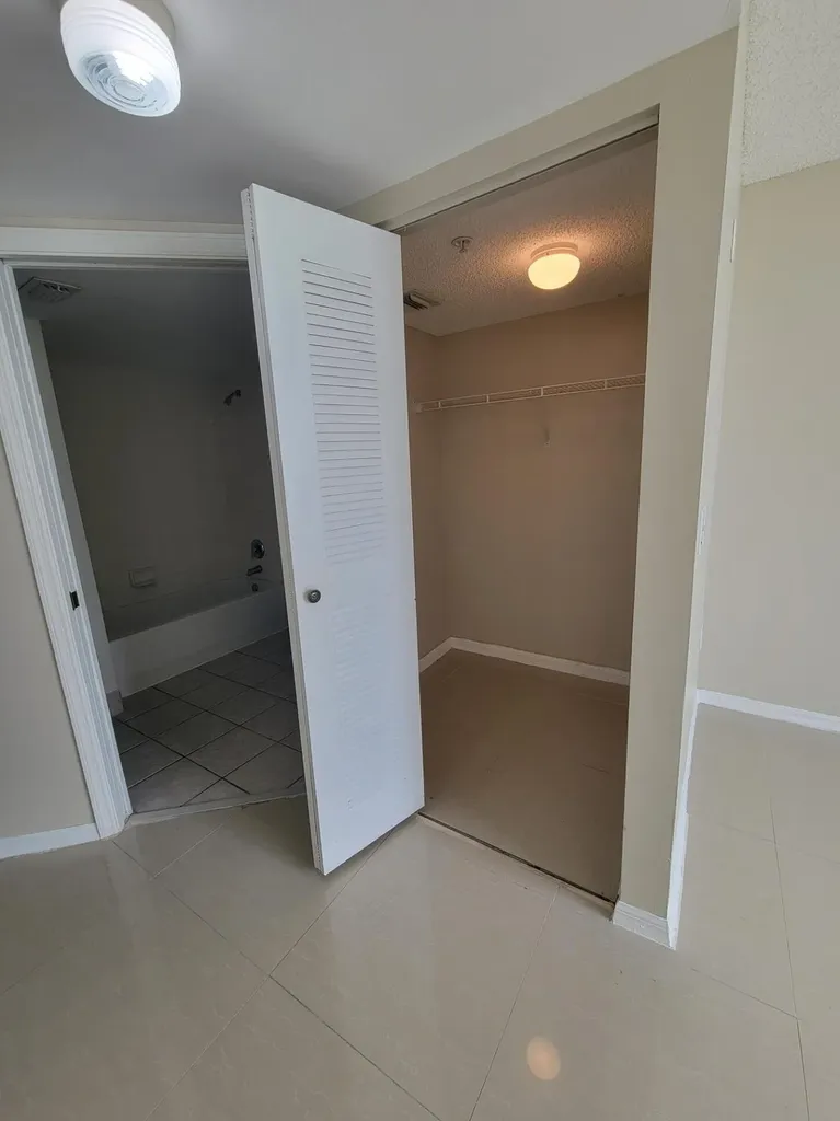 1400 Crestwood Court S Royal Palm Beach FL 33411