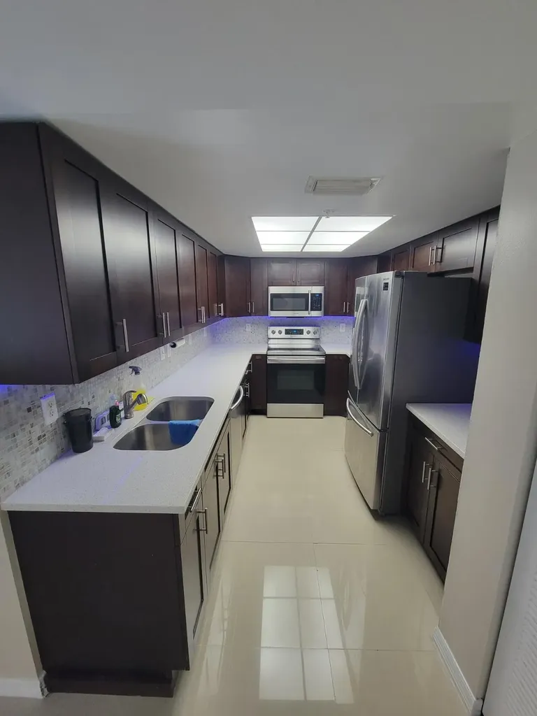 1400 Crestwood Court S Royal Palm Beach FL 33411