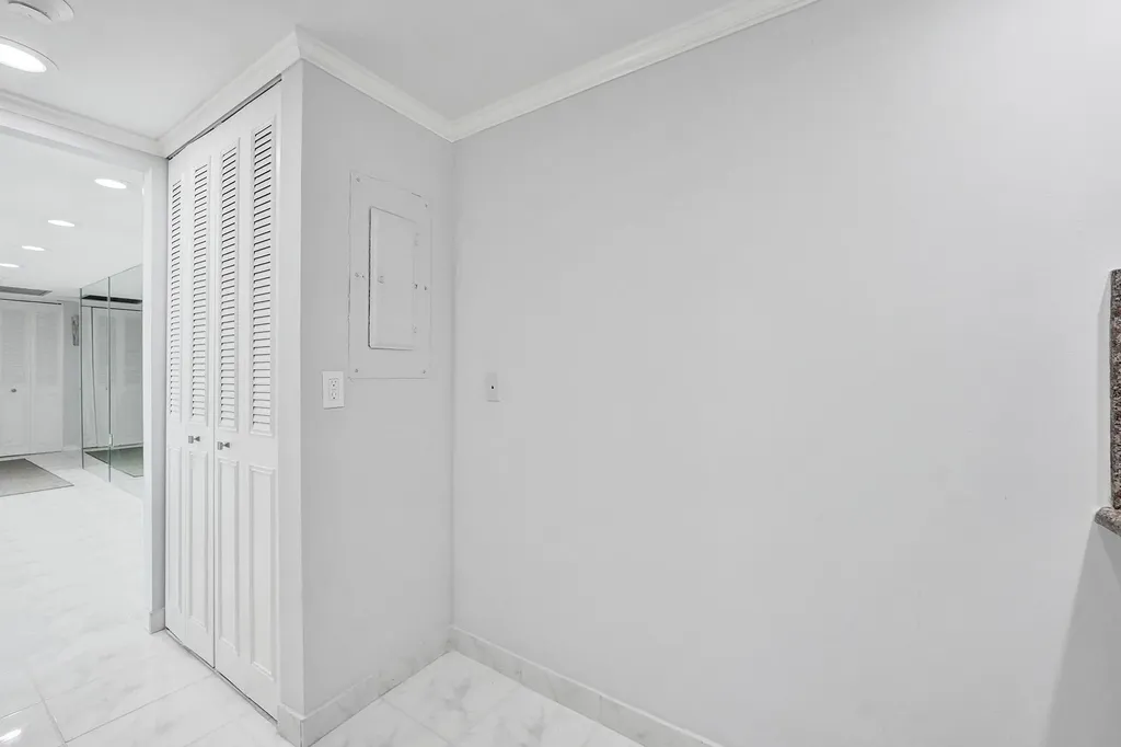 5600 N Flagler Drive West Palm Beach FL 33407