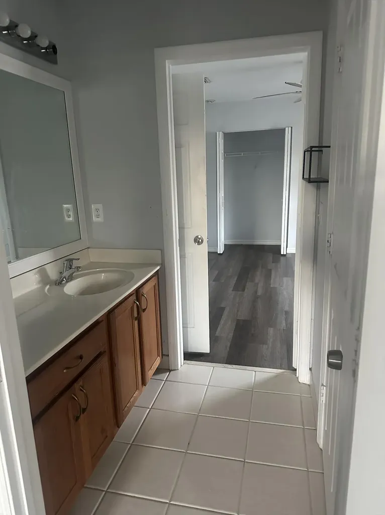 2143 SE SE Bell Isle Drive Port St Lucie FL 34952