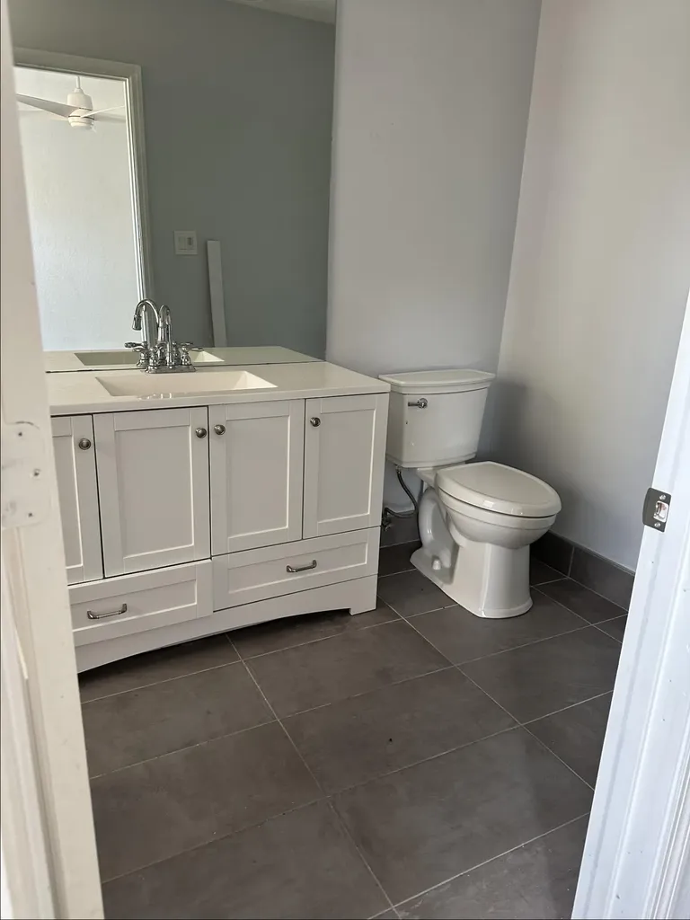 2143 SE SE Bell Isle Drive Port St Lucie FL 34952