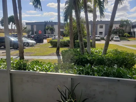 166 Piedmont D Delray Beach FL 33484