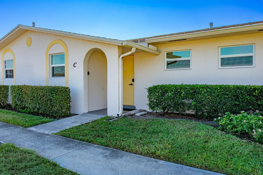 2680 E Emory Drive E West Palm Beach FL 33415