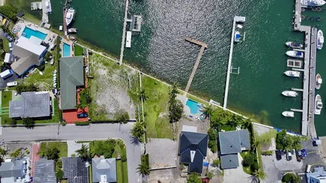 265 E 23rd Street Riviera Beach FL 33404