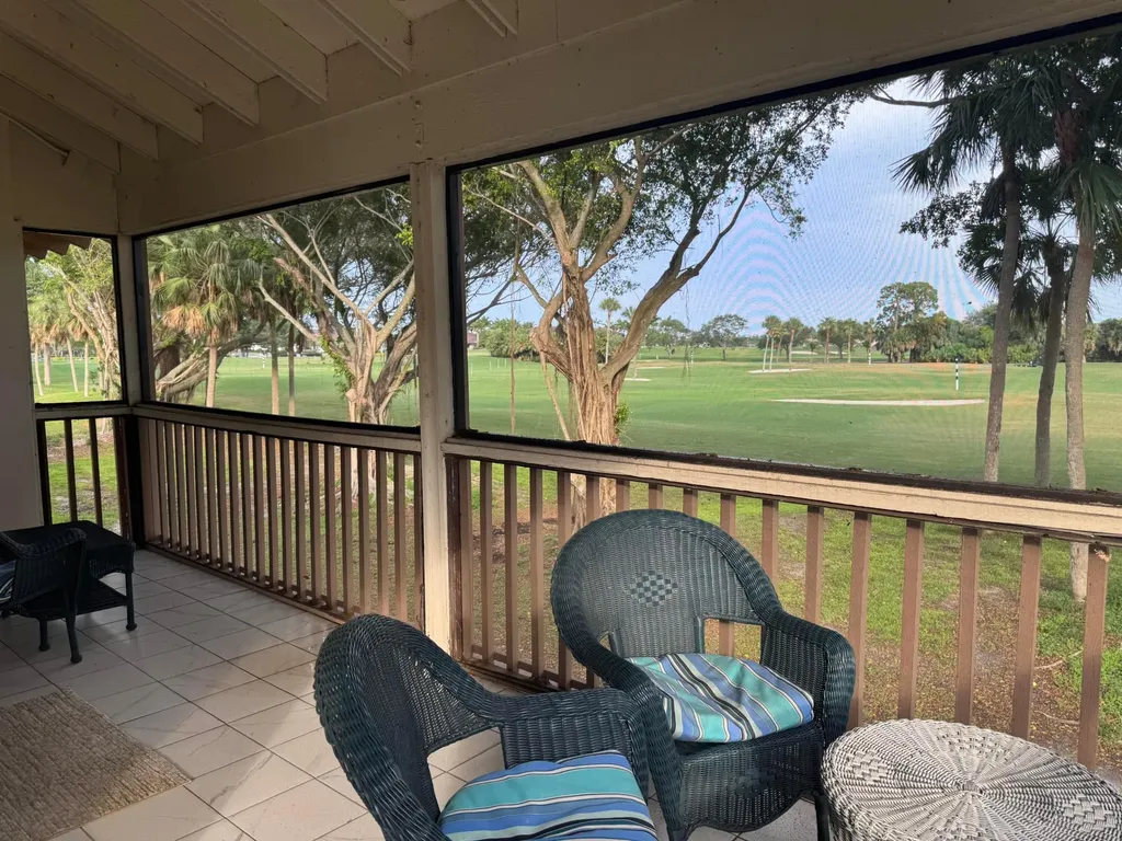 428 Brackenwood Lane S Palm Beach Gardens FL 33418