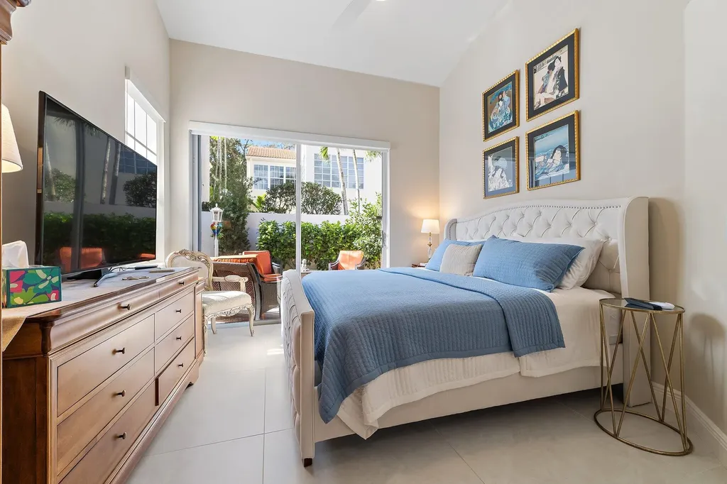45 Via Verona Palm Beach Gardens FL 33418