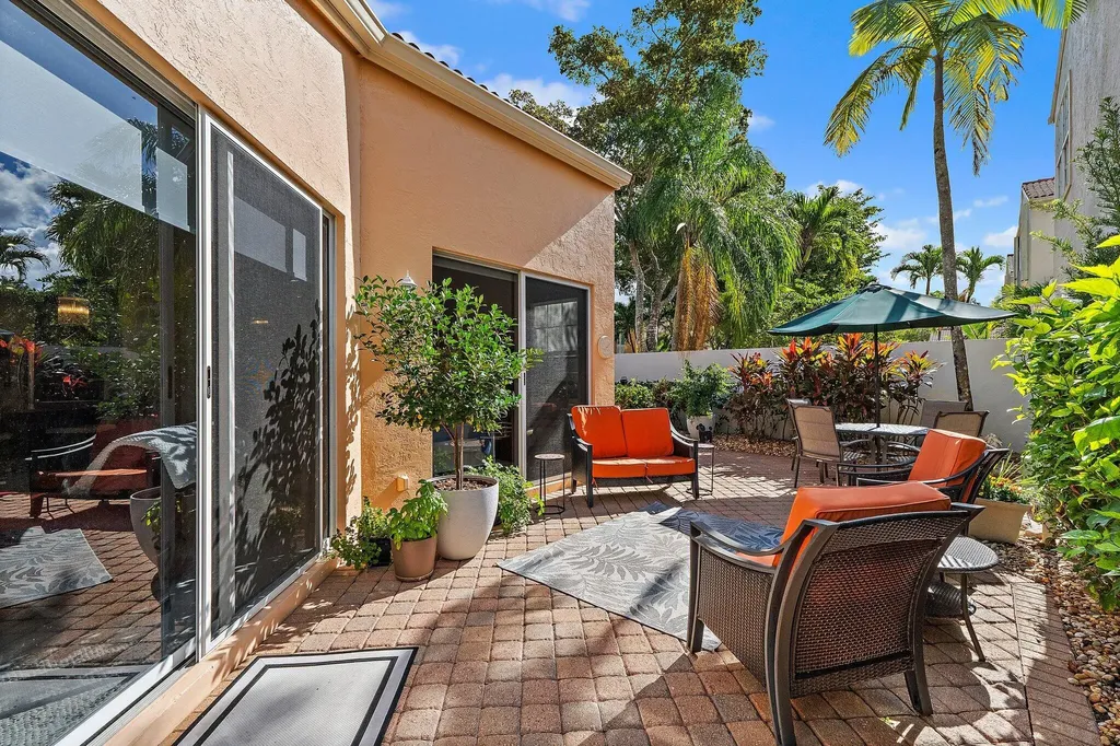 45 Via Verona Palm Beach Gardens FL 33418