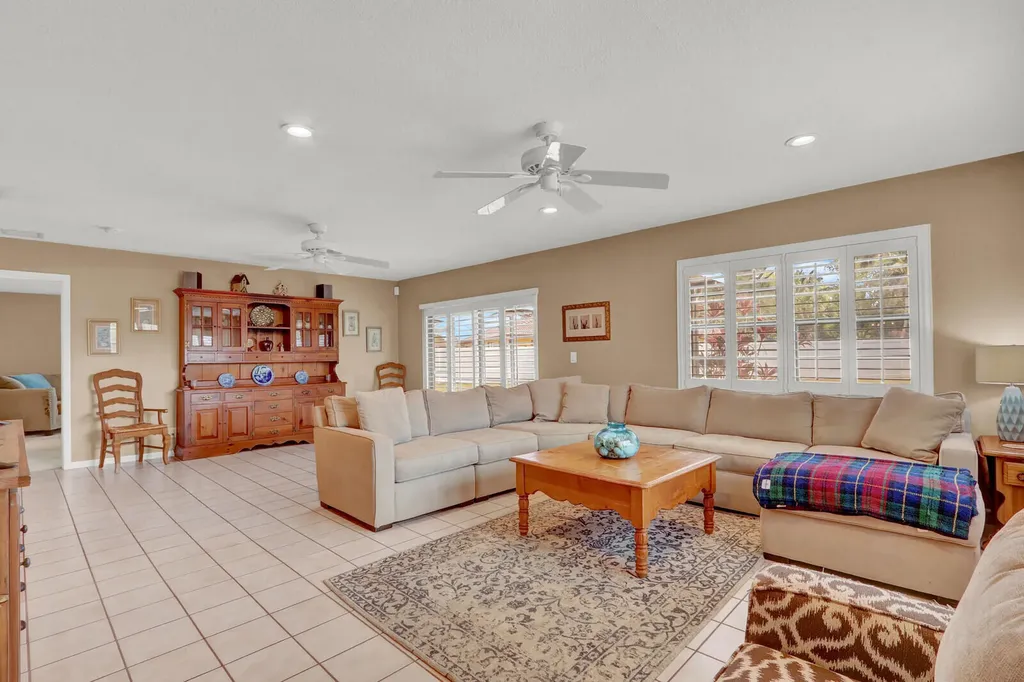 21946 White Pine Terrace Boca Raton FL 33428
