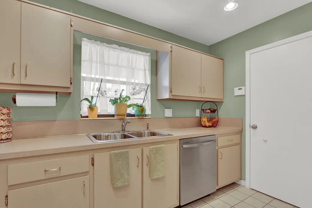 21946 White Pine Terrace Boca Raton FL 33428