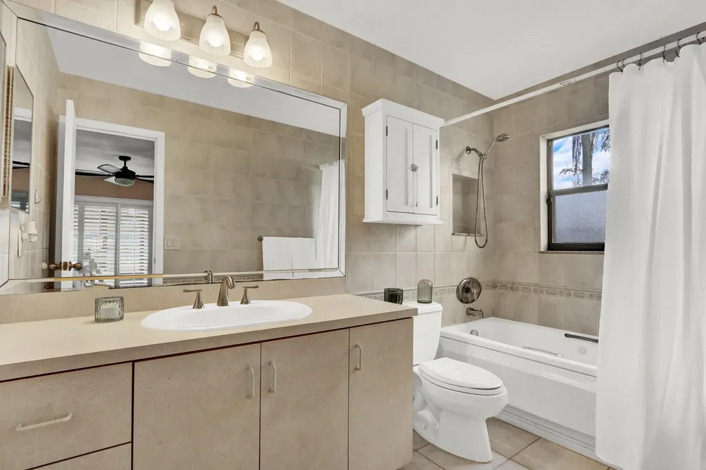 21946 White Pine Terrace Boca Raton FL 33428