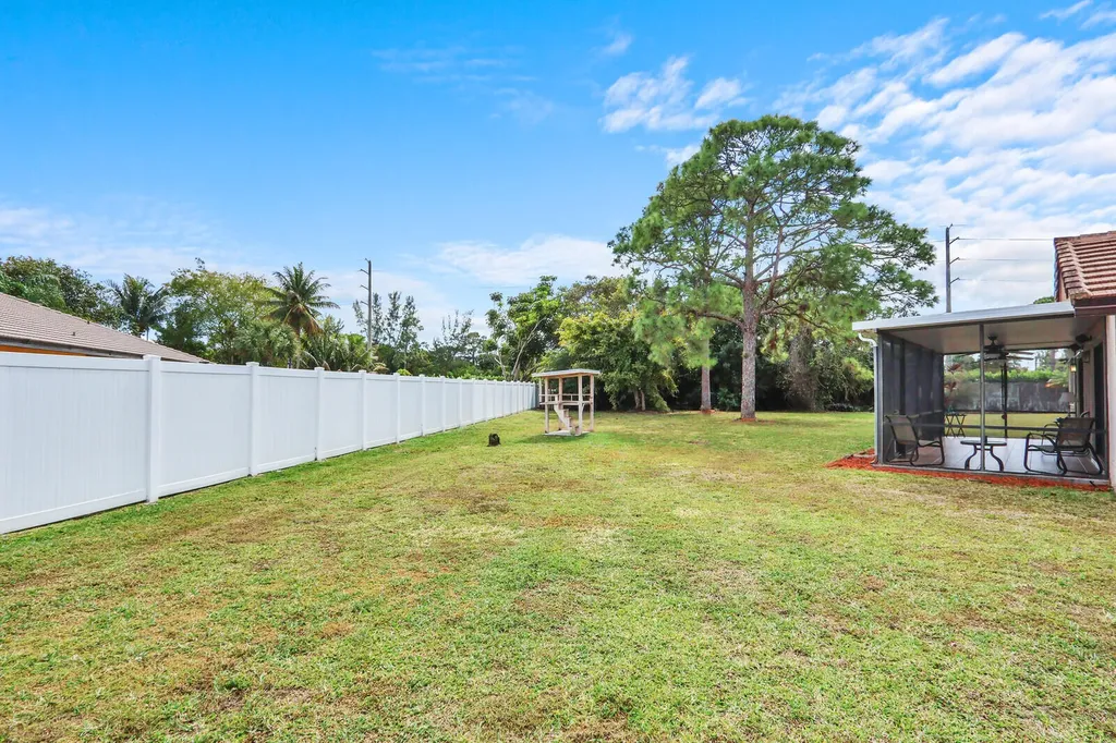 21946 White Pine Terrace Boca Raton FL 33428