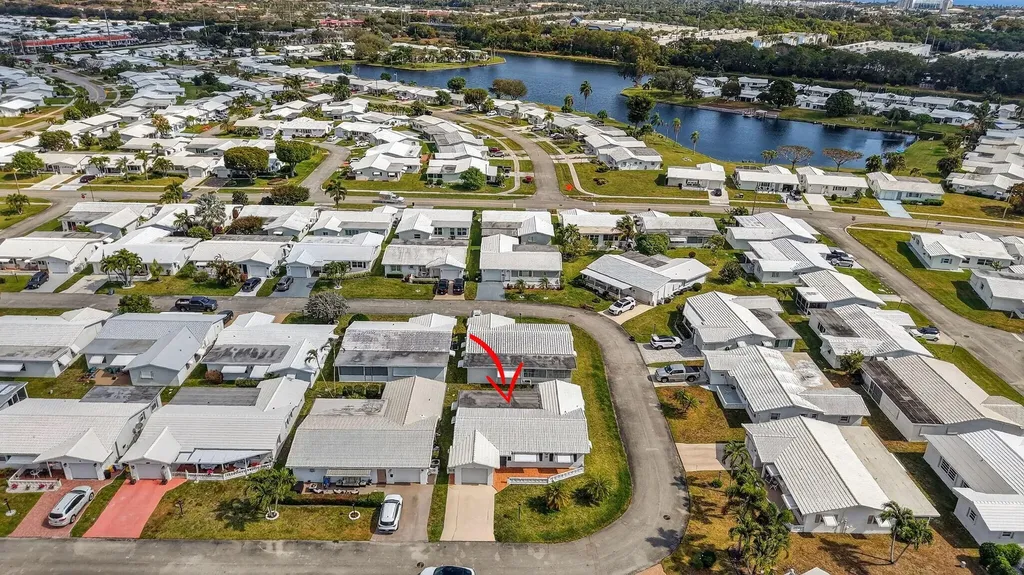 1825 SW 17th Street Boynton Beach FL 33426