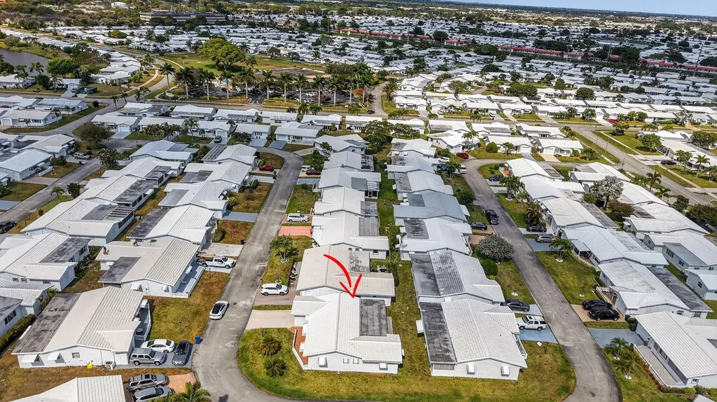 1825 SW 17th Street Boynton Beach FL 33426