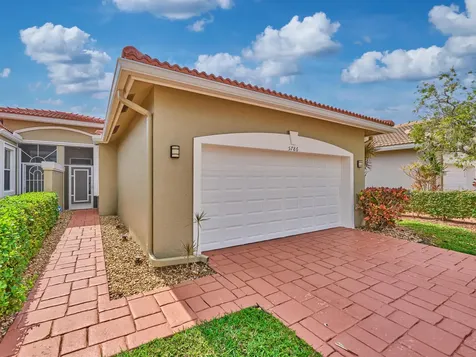 5786 Island Reach Lane Boynton Beach FL 33437