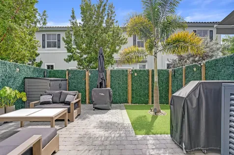 11966 NW 47th Manor Coral Springs FL 33076