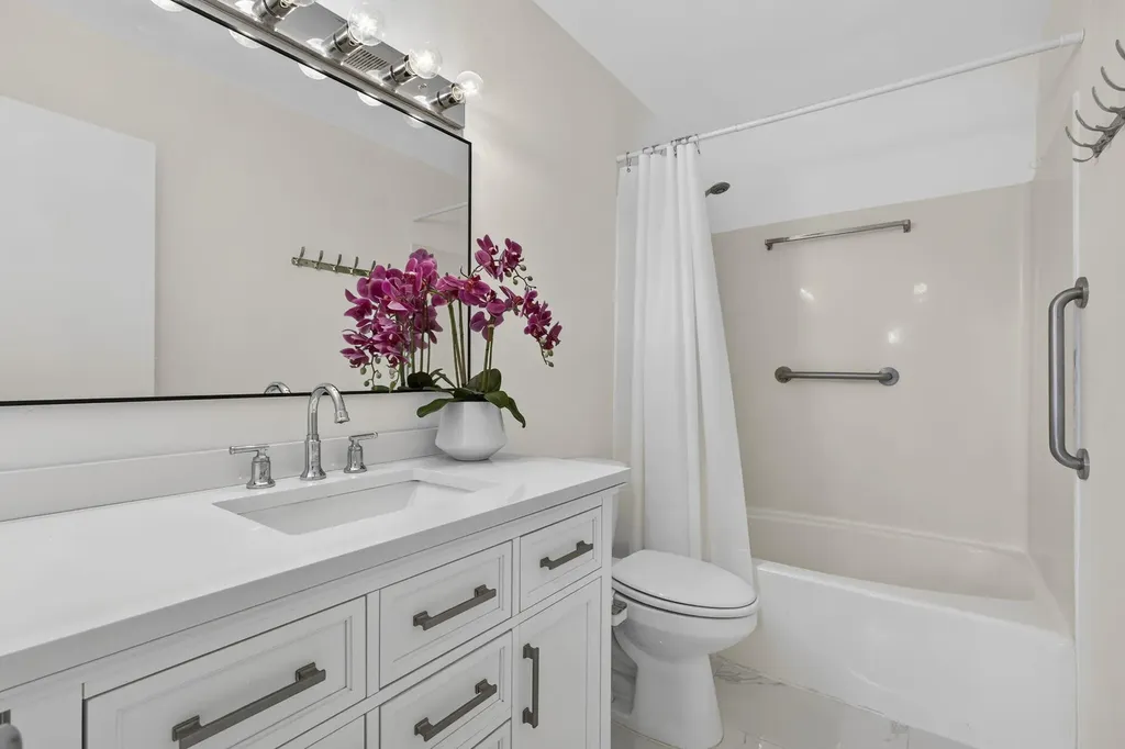 105 Lake Irene Drive West Palm Beach FL 33411