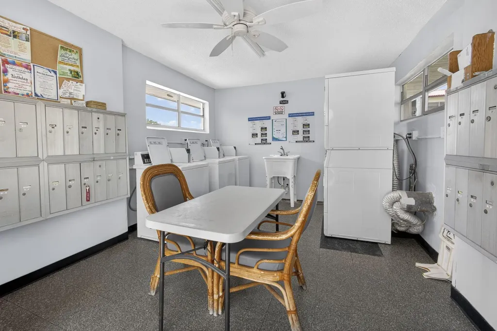 105 Lake Irene Drive West Palm Beach FL 33411