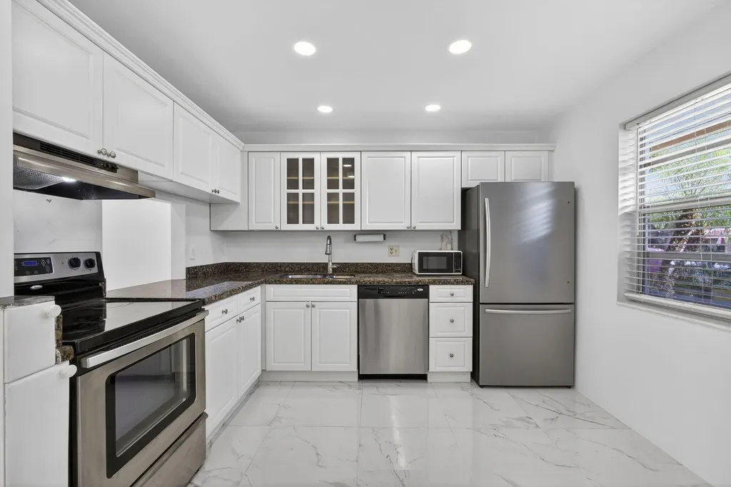 105 Lake Irene Drive West Palm Beach FL 33411