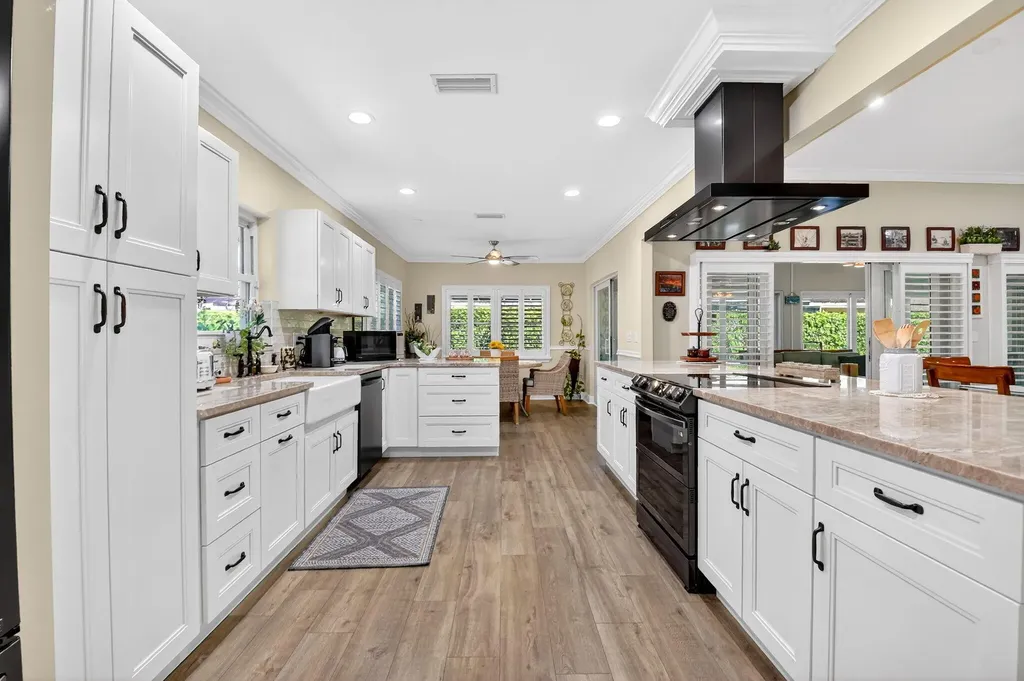 10265 Greentrail Drive N Boynton Beach FL 33436