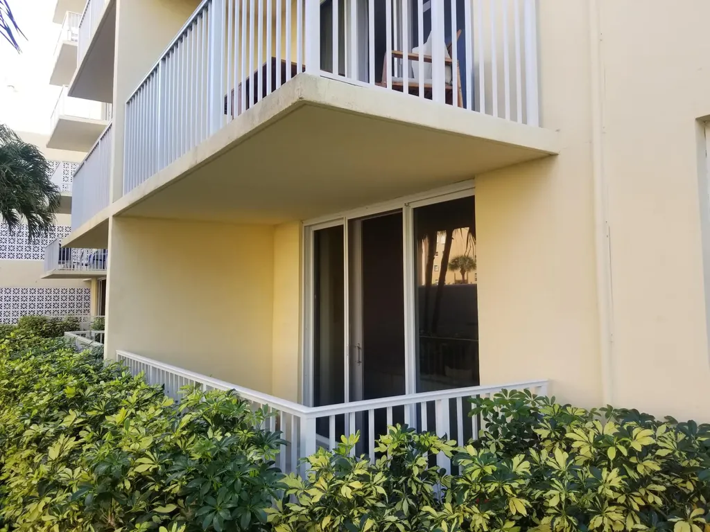 3540 S Ocean Boulevard South Palm Beach FL 33480