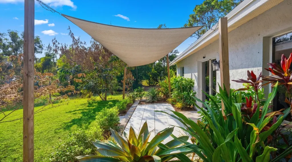 17830 49th Street N Loxahatchee FL 33470