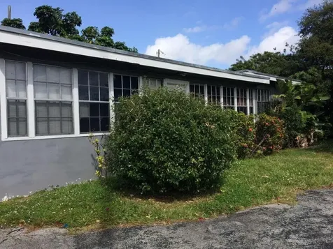 1351 NE 159th Street North Miami Beach FL 33162