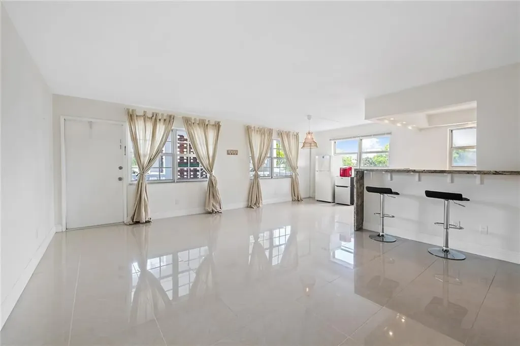 5201 NE 24th Terrace Fort Lauderdale FL 33308
