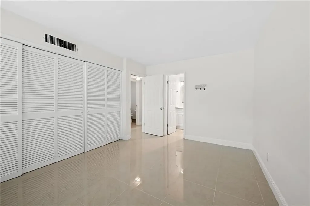 5201 NE 24th Terrace Fort Lauderdale FL 33308