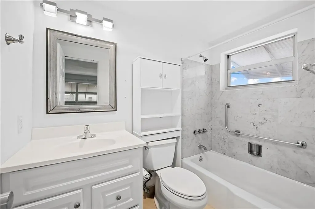 5201 NE 24th Terrace Fort Lauderdale FL 33308