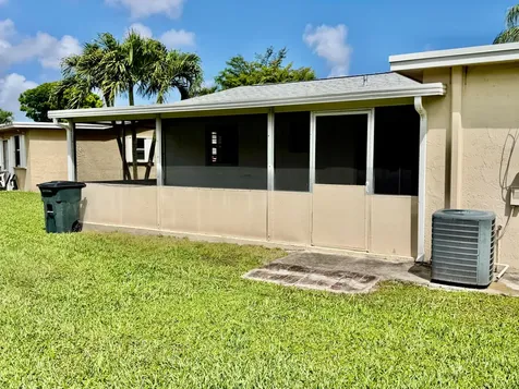 2821 Duke Lane Delray Beach FL 33445