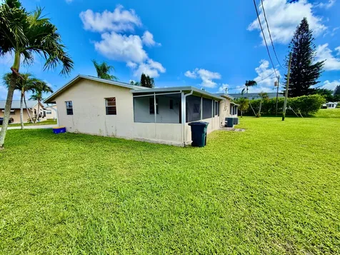 2821 Duke Lane Delray Beach FL 33445