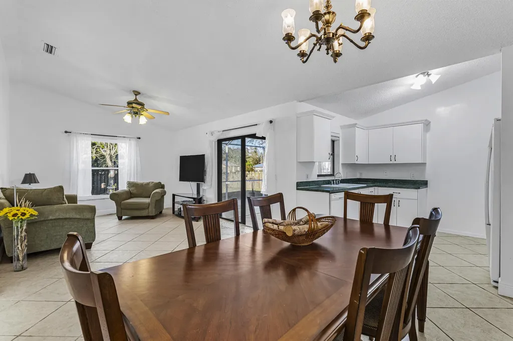 457 SW David Terrace Port St Lucie FL 34953