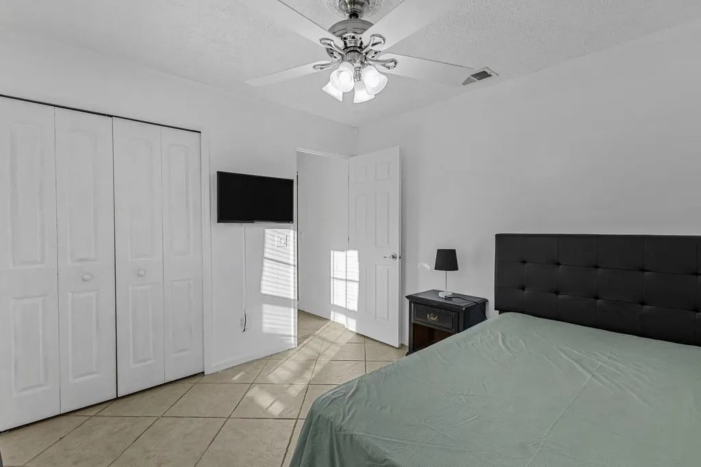 457 SW David Terrace Port St Lucie FL 34953