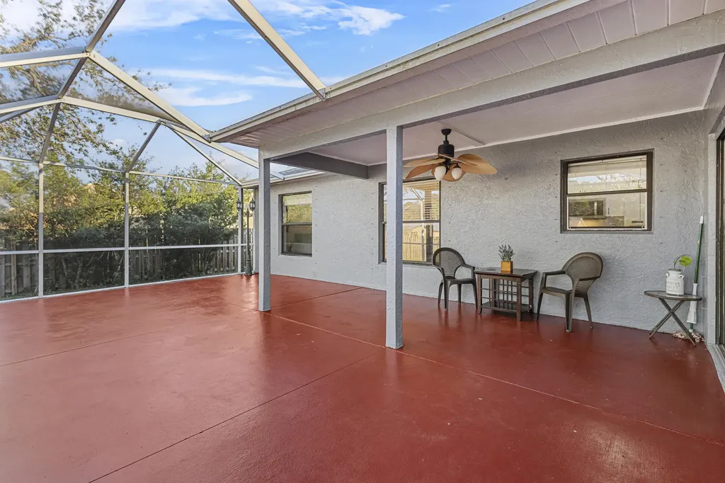 457 SW David Terrace Port St Lucie FL 34953