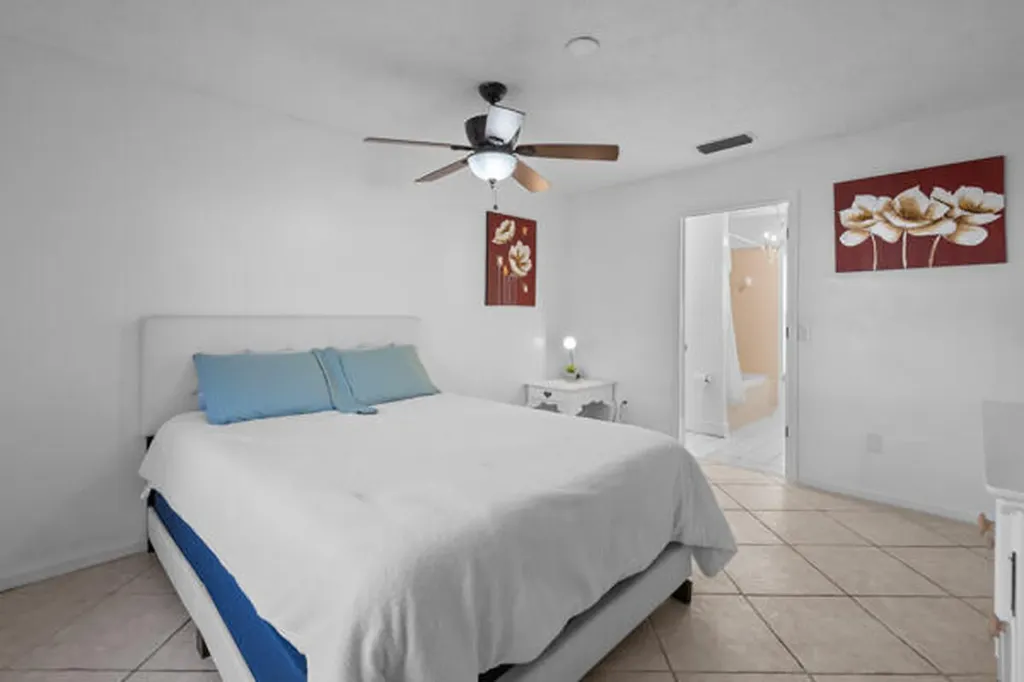 457 SW David Terrace Port St Lucie FL 34953