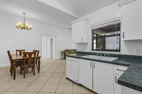 457 SW David Terrace Port St Lucie FL 34953