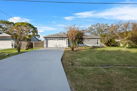 457 SW David Terrace Port St Lucie FL 34953