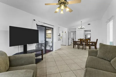 457 SW David Terrace Port St Lucie FL 34953