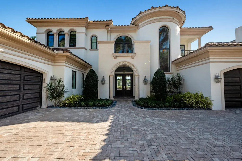 17567 Cadena Drive Boca Raton FL 33496