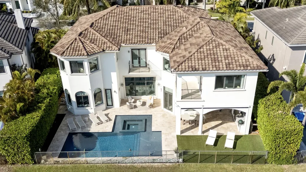 17567 Cadena Drive Boca Raton FL 33496