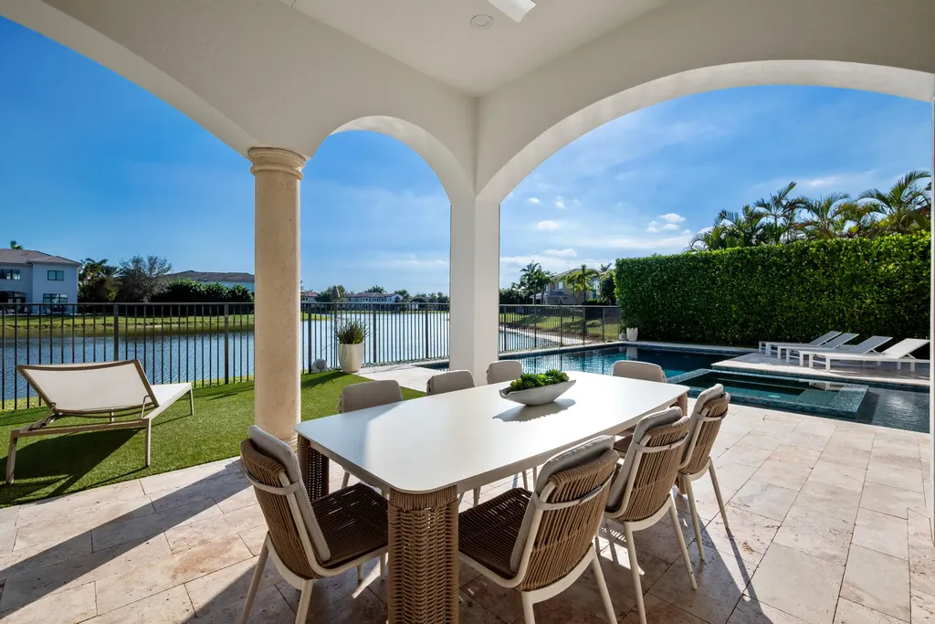 17567 Cadena Drive Boca Raton FL 33496