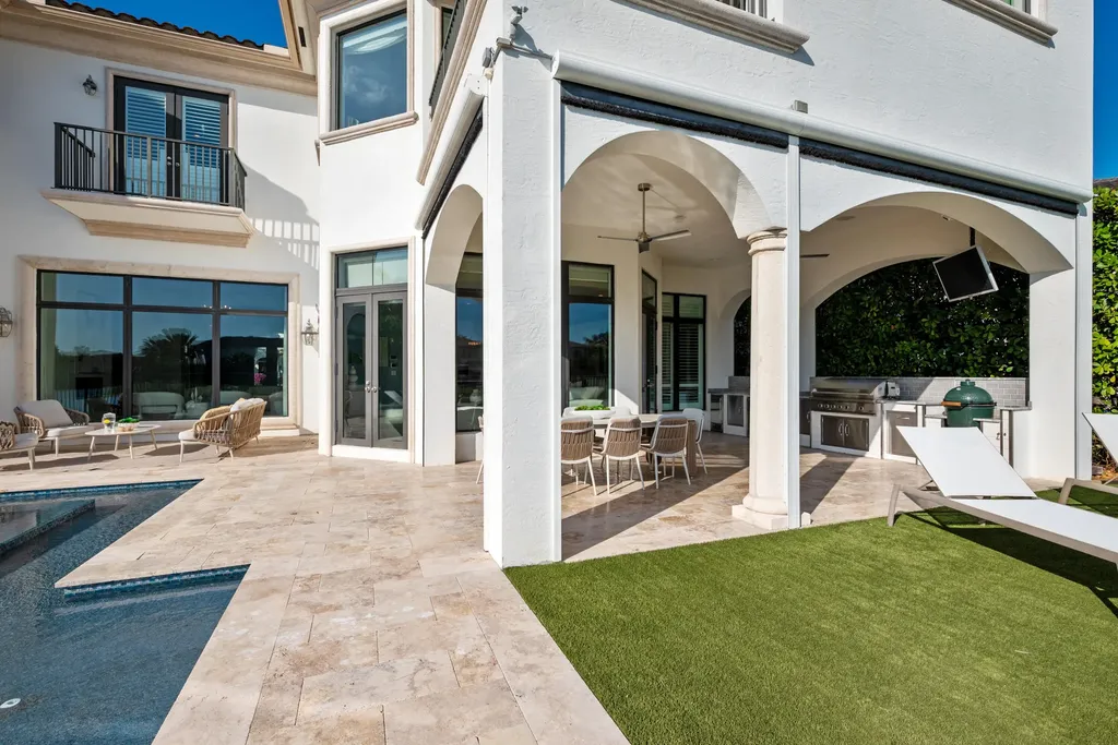 17567 Cadena Drive Boca Raton FL 33496