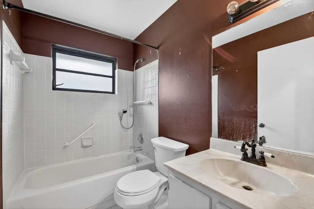 5423 Palm Springs Lane Boynton Beach FL 33437