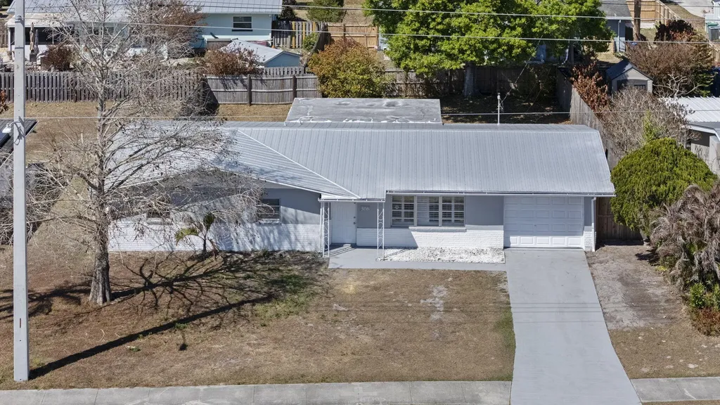 306 Riomar Drive Port St Lucie FL 34952