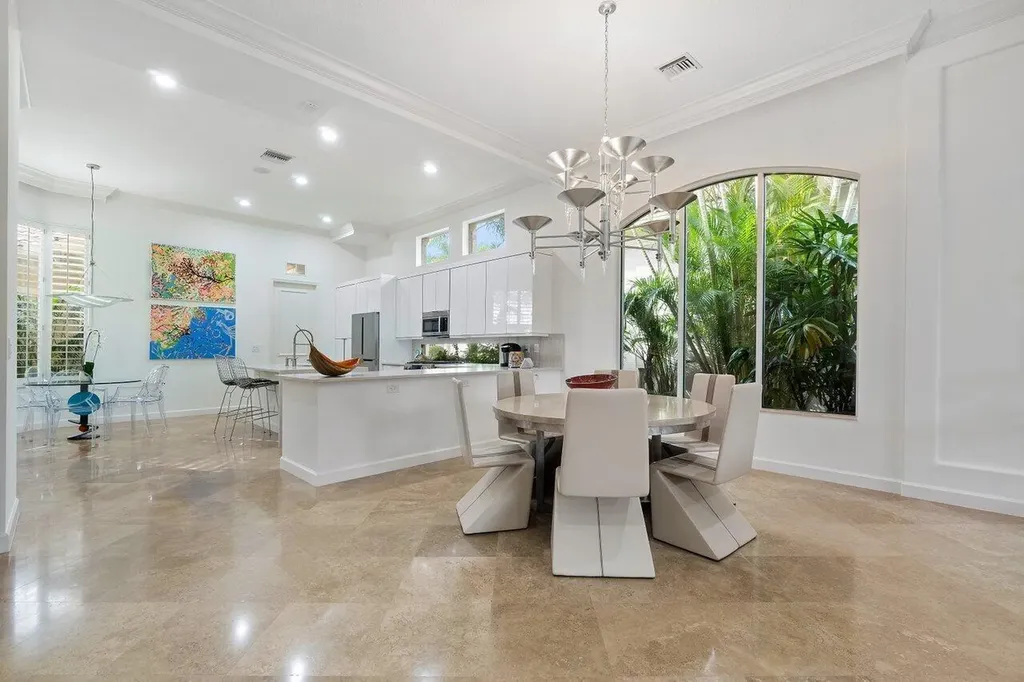 237 Porto Vecchio Way Palm Beach Gardens FL 33418