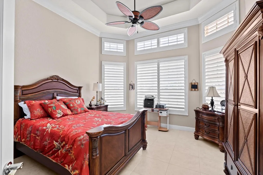 8668 Marlamoor Lane Palm Beach Gardens FL 33412
