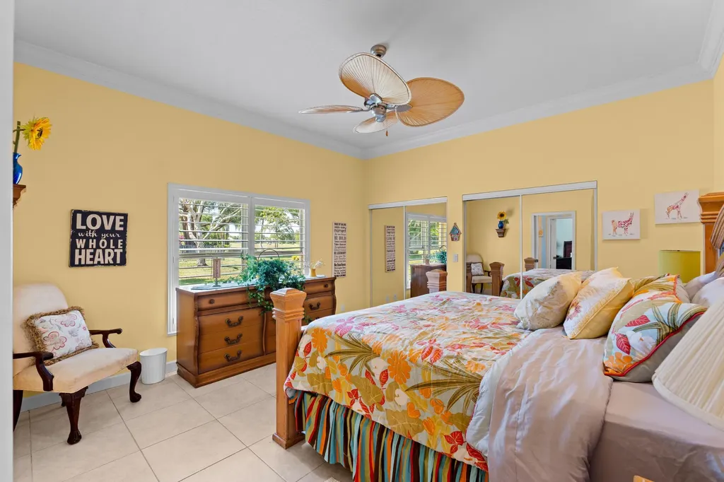 8668 Marlamoor Lane Palm Beach Gardens FL 33412