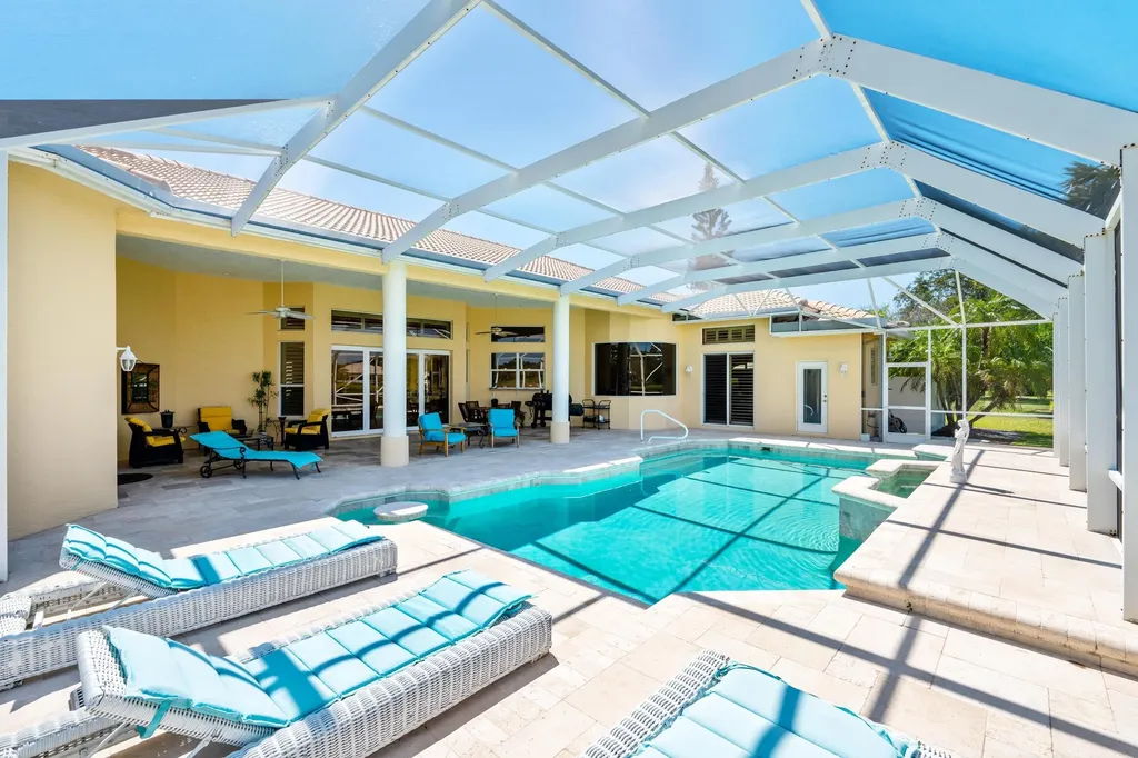 8668 Marlamoor Lane Palm Beach Gardens FL 33412
