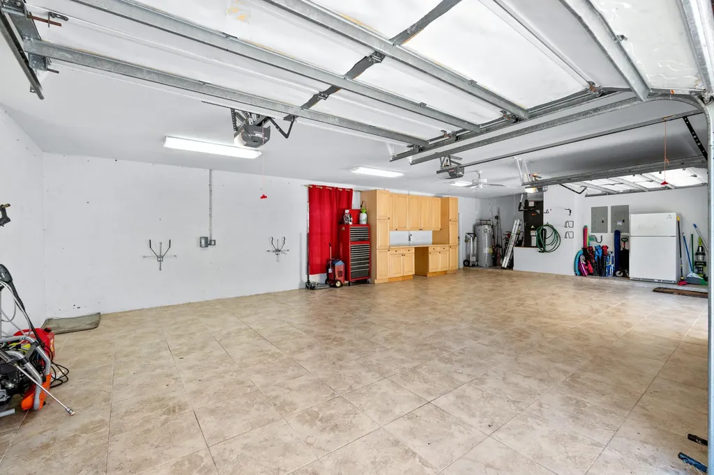 8668 Marlamoor Lane Palm Beach Gardens FL 33412